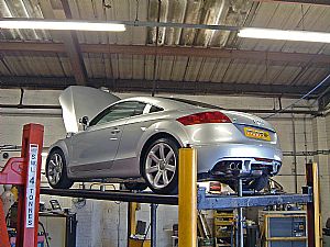 Audi TT 2.0 TFSI exhaust system in development for Audi International 2006 Show, Castle Combe