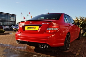Mercedes C63 AMG